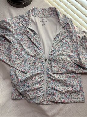 Abercrombie Kids White Floral Zip Jean Jacket